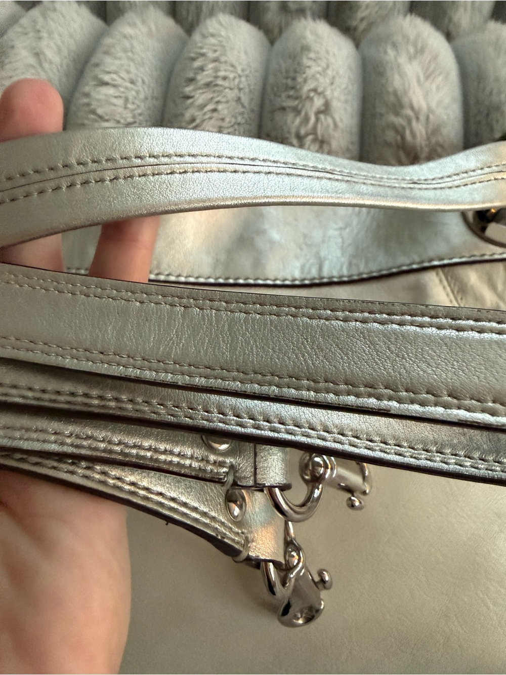 Coach Ashley Leather Hippie Convertible Pleated Crossbody - Picture 4 of 8